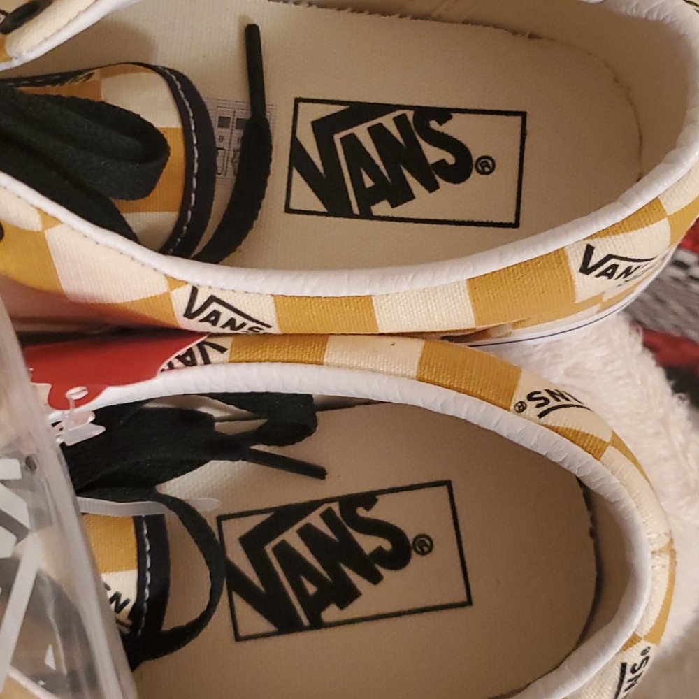 VANS SNEAKERS - Picture 4 of 10
